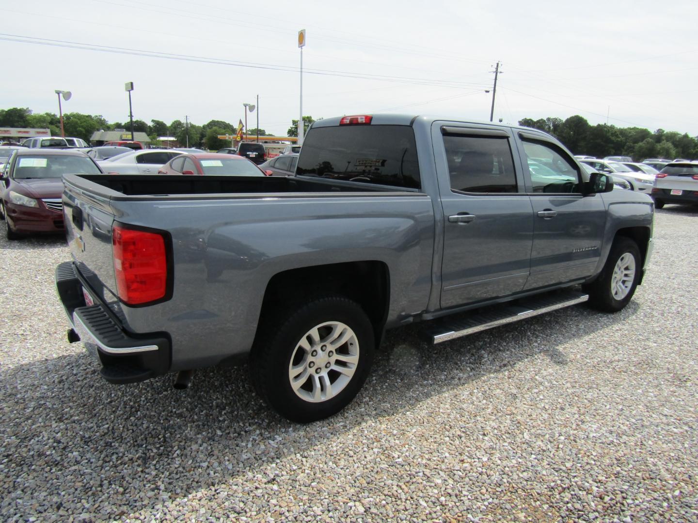 2016 Gray /Gray Chevrolet Silverado 1500 (3GCPCREC0GG) with an V8 engine, Automatic transmission, located at 15016 S Hwy 231, Midland City, AL, 36350, (334) 983-3001, 31.306210, -85.495277 - Photo#7